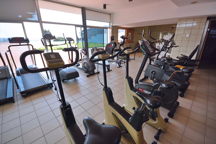#PL_Gyn_Piscina_Armando_Pimentel.jpg