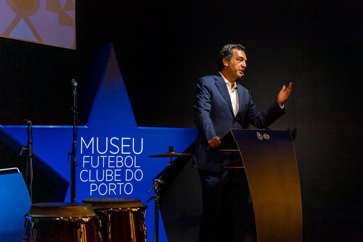 #mno_casa_de_Luanda_no_Porto_09.jpg