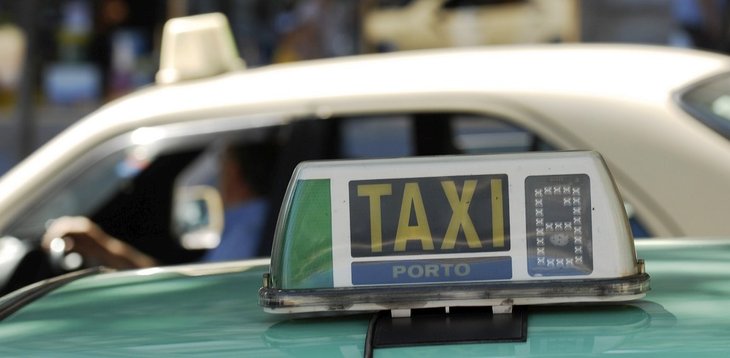 taxis-porto1.jpg